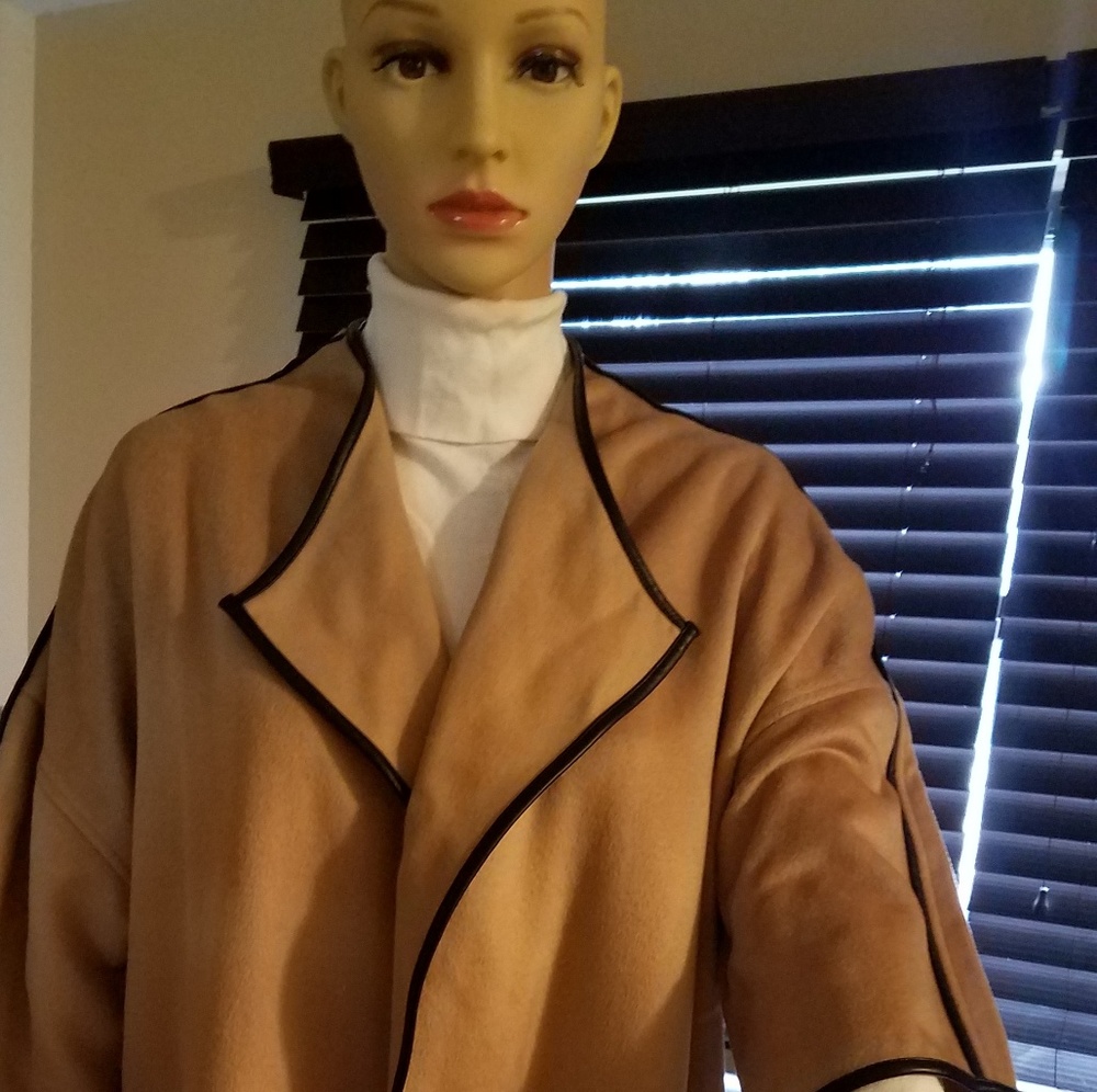 NYANDCOMPANY Tan & Black Lined Jacket/Vest/Cape